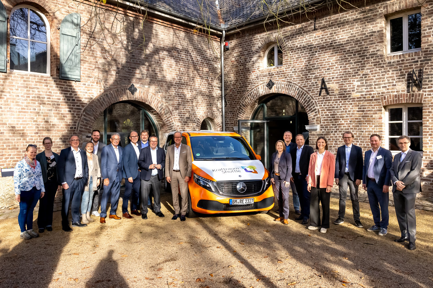 Kraftraum Shuttle Abschlussveranstaltung am 12.11.2025 in Berghe Kraftraum Shuttle Abschlussveranstaltung am 12.11.2025 in Bergheim